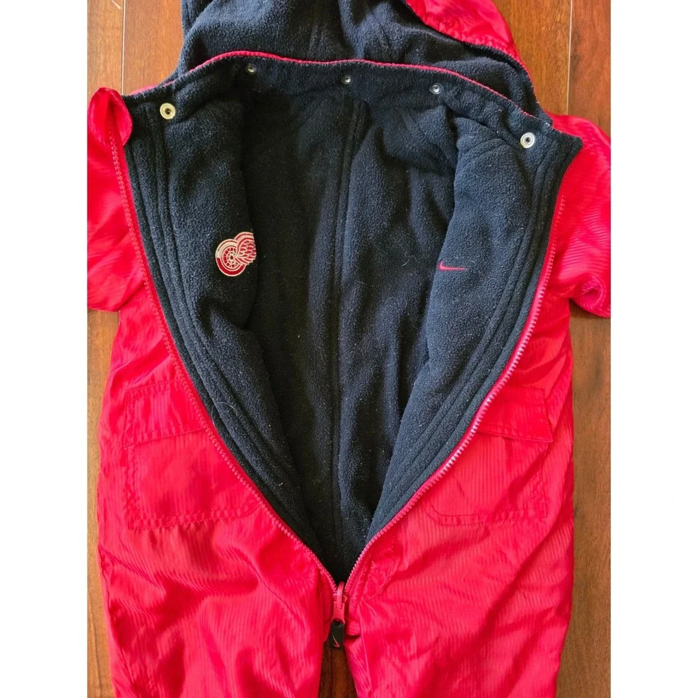 Vgt Nike Detroit Red Wings NHL Kids Red Hooded Fleece Lined Snowsuit Bunting 18M